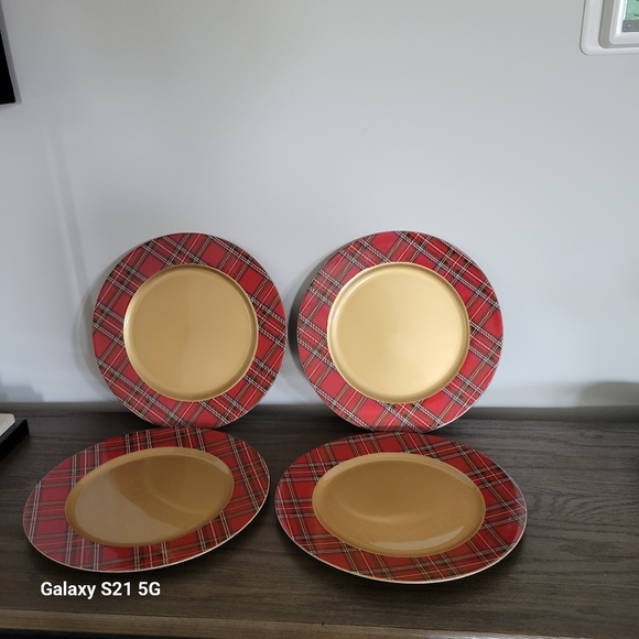 4 (Four) Christmas Chargers - Picture 2 of 4